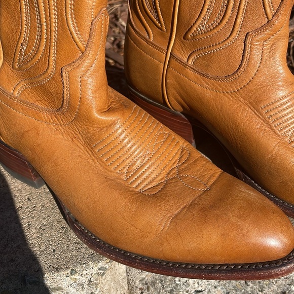 Tecovas - Picture 2 of 8